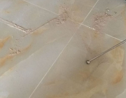 扶余瓷砖空鼓维修公司分享粘合剂选择不当在瓷砖铺贴过程中可能导致以下问题